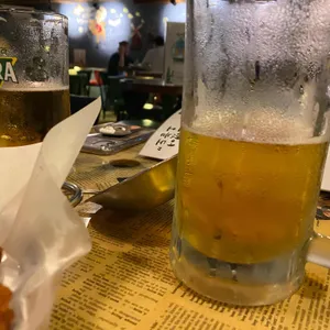봉쥬비어  사진