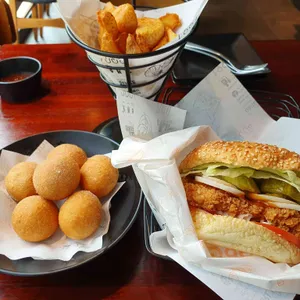 교촌치킨  사진