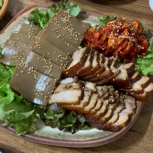 버드나무 도토리묵밥집 사진