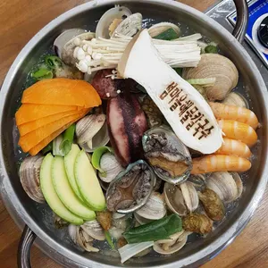 섬마을해물칼국수 사진