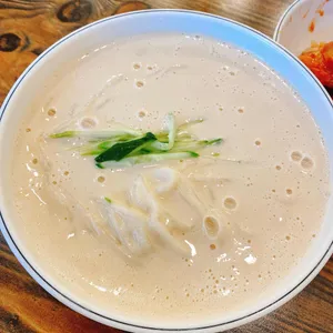 생각보다 맛있는집 사진
