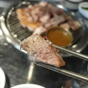 돈사돈 리뷰 사진