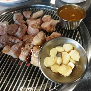 돈사돈 사진