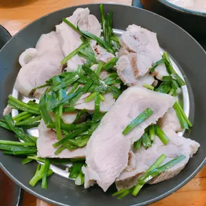 꽃돼지국밥 리뷰 사진