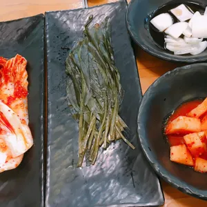 꽃돼지국밥 리뷰 사진