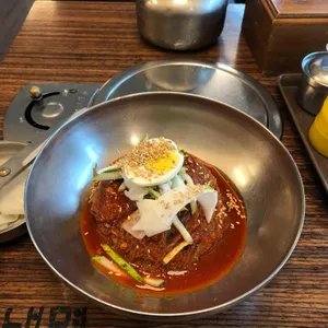 육쌈냉면 사진