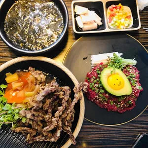 유쾌한접시  사진