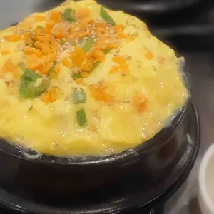 돼지꿈꾸다 사진