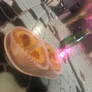 타르트 문 사진