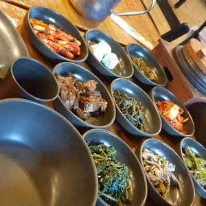 마당 리뷰 사진