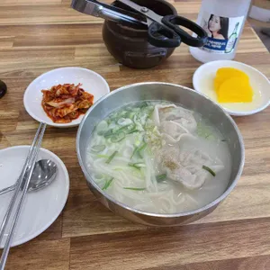 명동칼국수샤브샤브 사진
