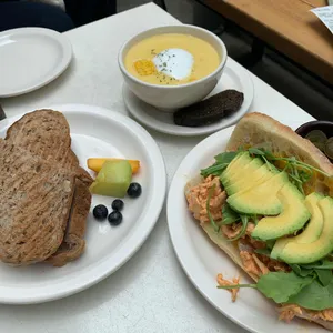 선셋스위밍 샌드위치 리뷰 사진