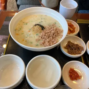 본죽 사진