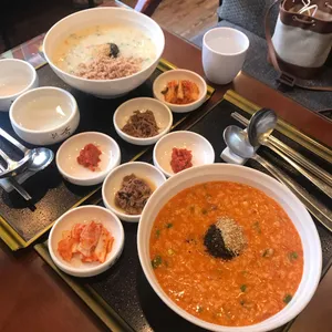본죽 사진