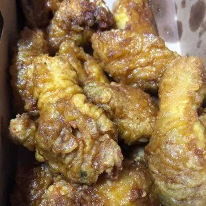 교촌치킨 사진