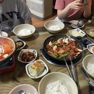 꿀돼지 김치찌개 사진