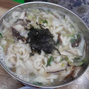 버섯칼국수 리뷰 사진