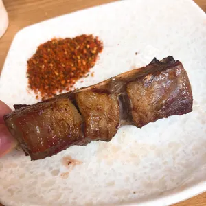 항방양육관 사진