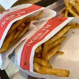 맘스터치 사진