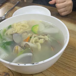 밀가손칼국수 사진