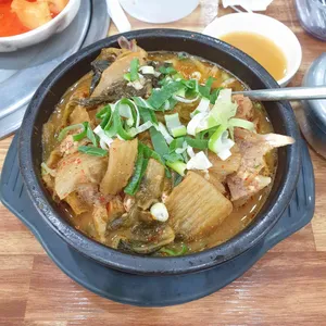 서울24시감자탕 리뷰 사진