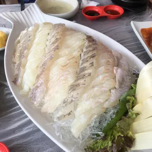 파도수산 사진