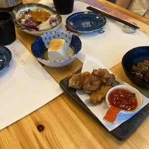 마구로테이블 사진