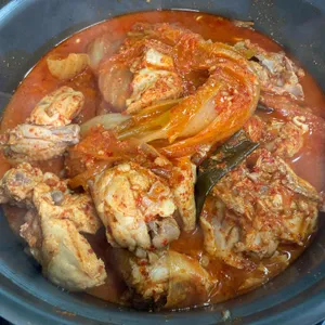 양푼이돈사랑 묵은지 탕찜 사진