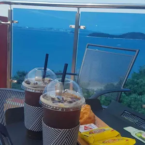 프라이라움 리뷰 사진