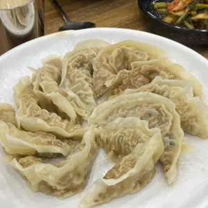 칡뿌레기냉면 사진