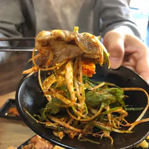전가네 솥뚜껑 삼겹살 대표 사진