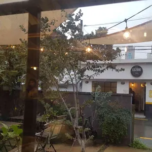 MIDWAY 리뷰 사진