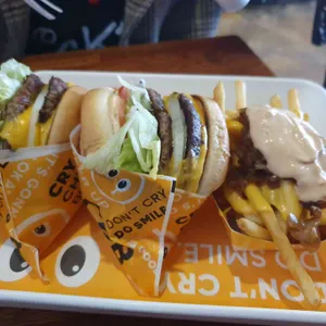 크라이 치즈버거  사진