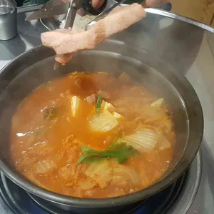 백채김치찌개 사진