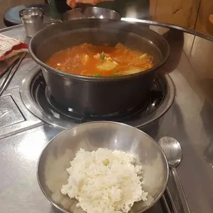 백채김치찌개 사진