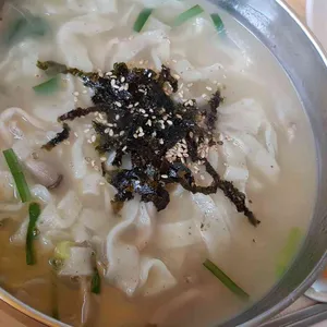 예촌손수제비 사진