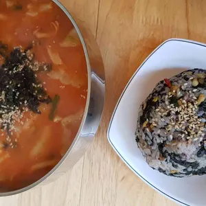예촌손수제비 사진