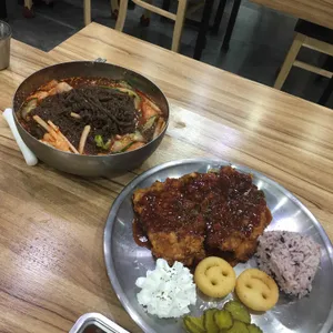 청석골 칡냉면 사진