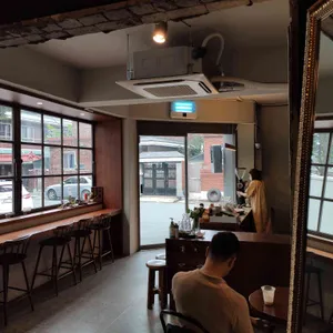 쿰 리뷰 사진