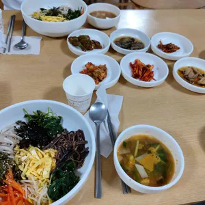하늘재식당 사진