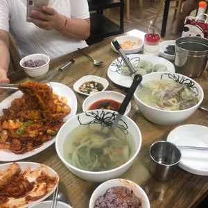 밀가손칼국수 사진