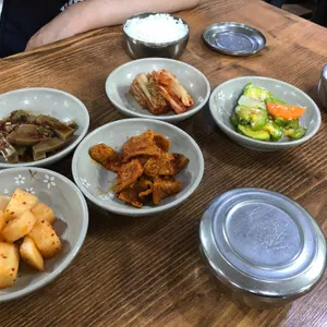 동경전통육개장 설곰탕 리뷰 사진