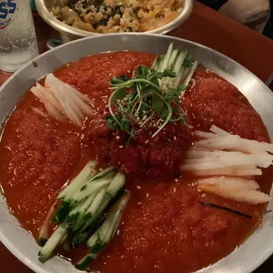 앵춘 사진