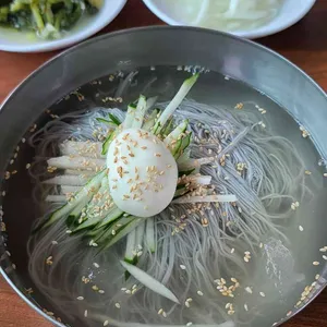 신기냉면 사진