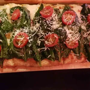 1983 pizza&pub 리뷰 사진