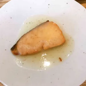 스시 윤 사진