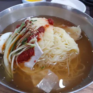 초읍밀면 사진