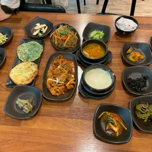 뜰안에밥상 사진