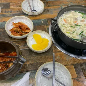 아빠손칼국수 사진