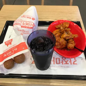 맘스터치 사진